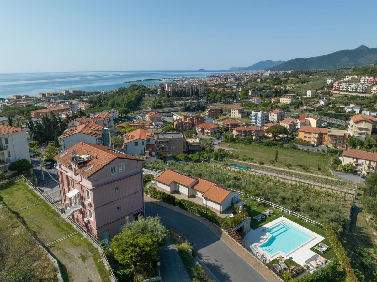 Appartamento Melograno "A Casa Felice" Pietra Ligure Exteriör bild